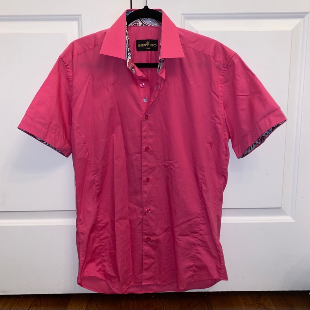 Bertigo Hot Pink Short Sleeve Button Down Top